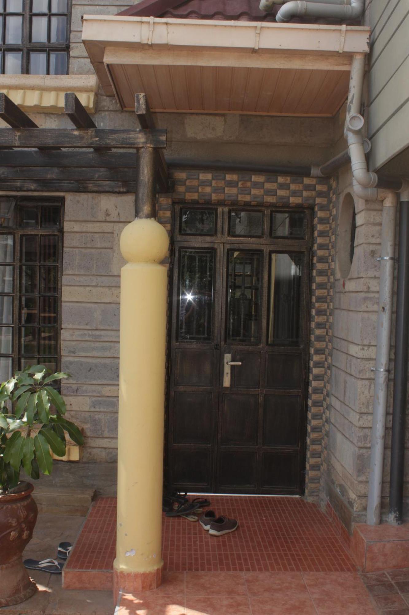 Syokimau Eshborns House - Near Jkia B&B 외부 사진