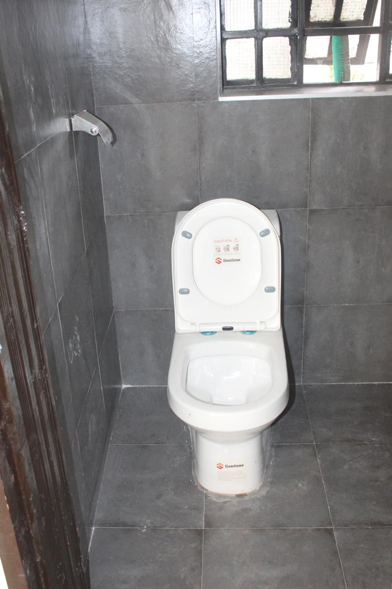 Eshborns House - Near Jomo Kenyatta International Airport And Sgr With Shuttle Services Syokimau 외부 사진